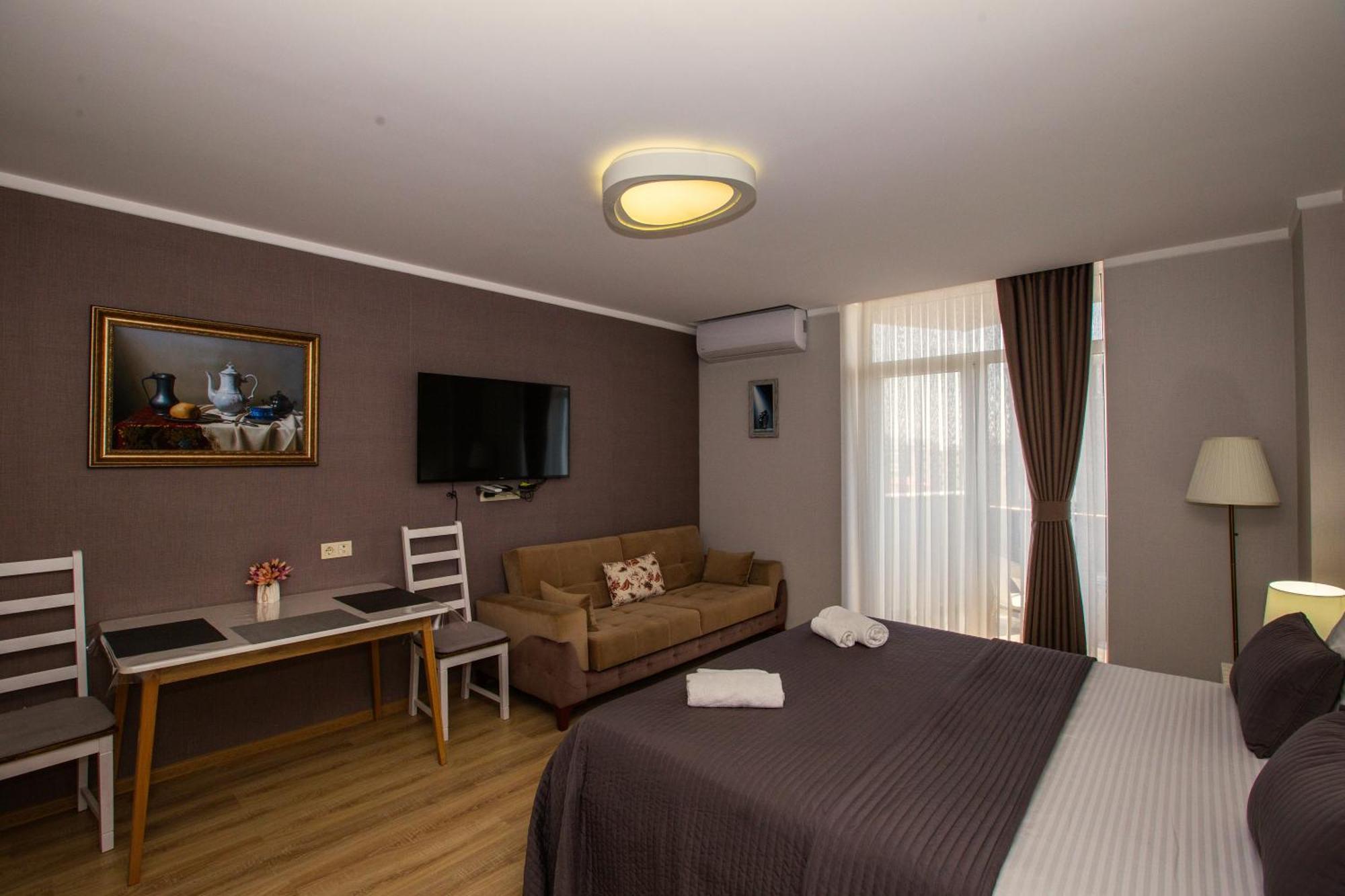 Panorama Sea Tower Aparthotel Batumi Luaran gambar