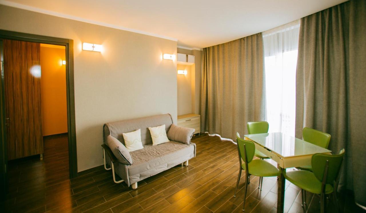 Panorama Sea Tower Aparthotel Batumi Luaran gambar